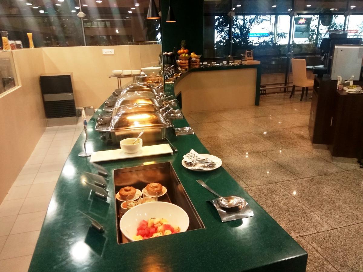 Aviserv Lounge Hotel Mumbai Kültér fotó